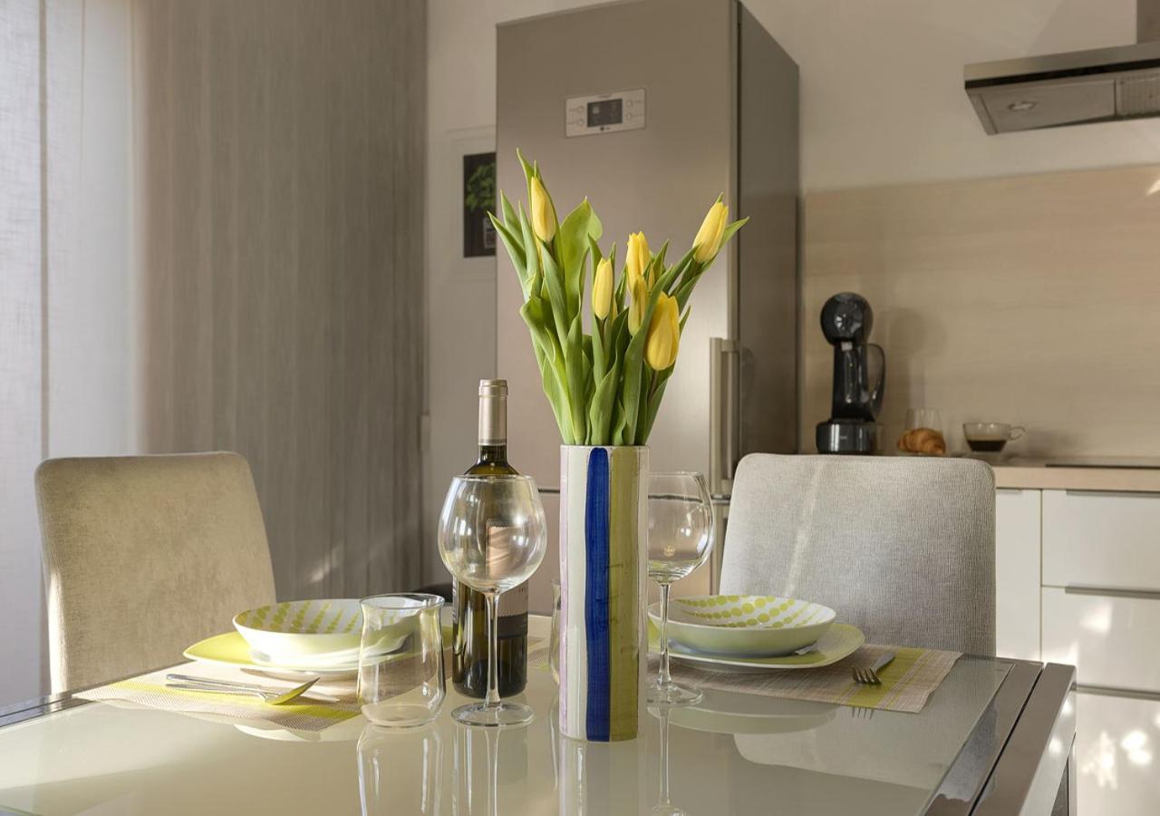 Apartment Leki - Newly Renovated, Modern City Spot Pula Buitenkant foto