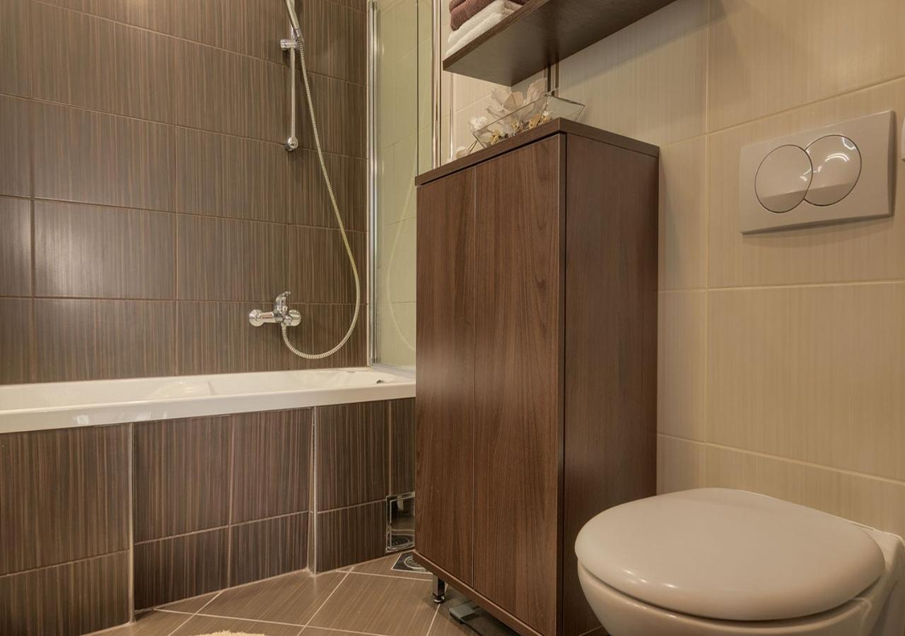 Apartment Leki - Newly Renovated, Modern City Spot Pula Buitenkant foto